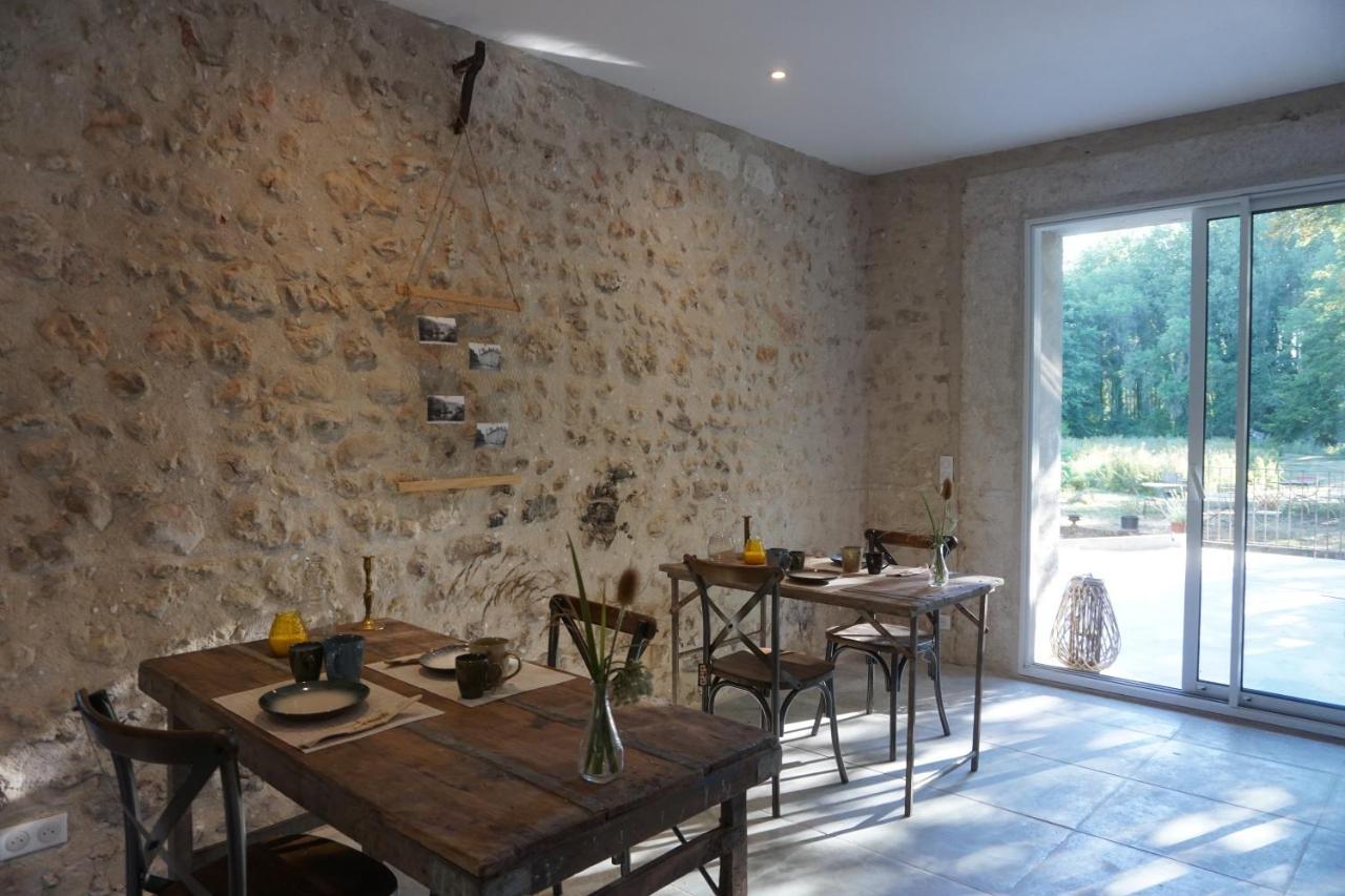 Le Moulin De Moquesouris - Chambres D'Hotes Et Table D'Hote Nazelles-Negron Esterno foto